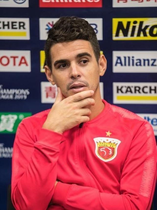 中超传奇球员退役，球迷感慨万千，向其致敬