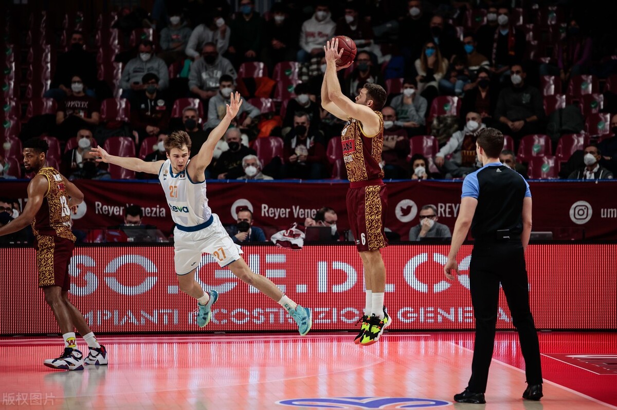 老鹰客场击败鹈鹕，迎来胜利