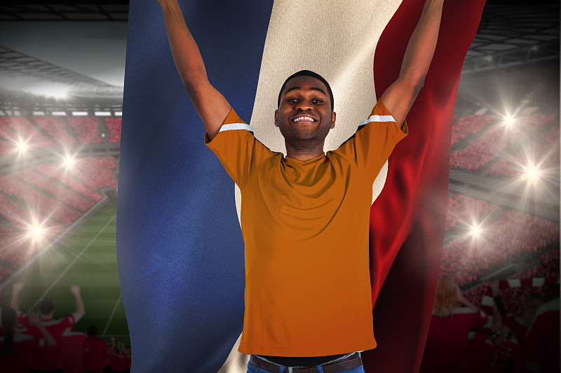 乐鱼体育APP下载-经典比赛打破记录，球迷欢呼不止