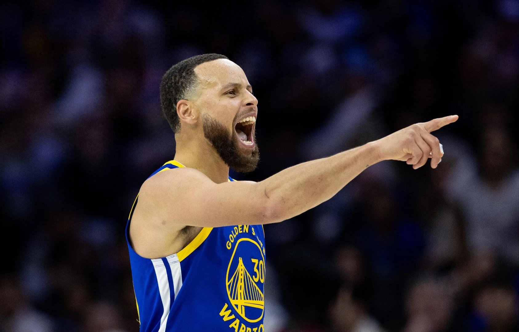 关于江苏队绝杀国王，库里状态火热的信息